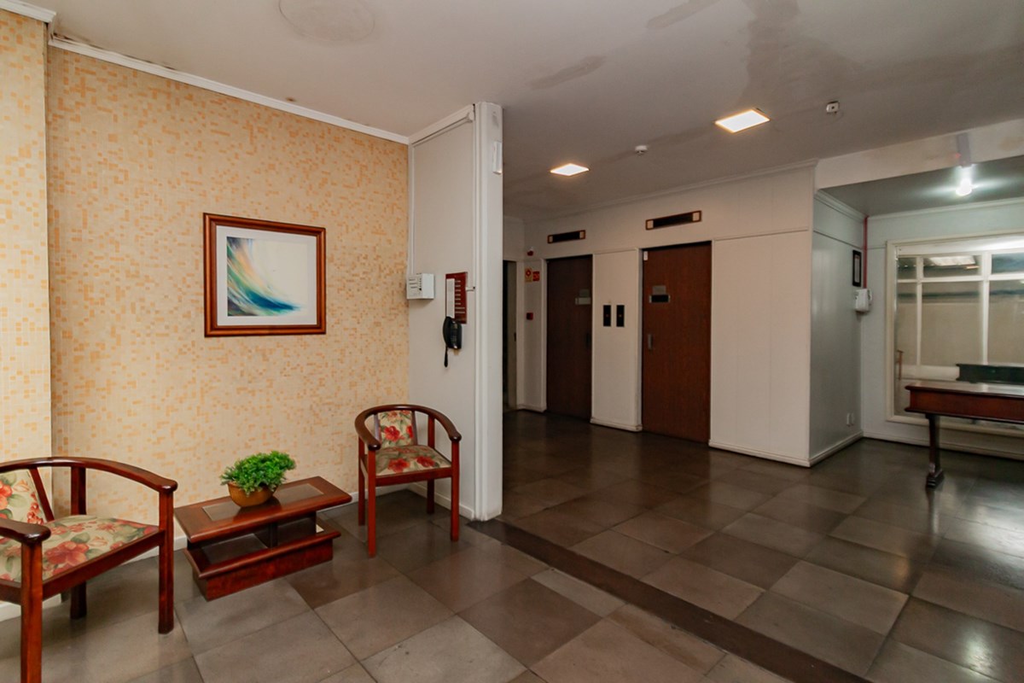 Apartamento para venda no bairro Centro Histórico em Porto Alegre