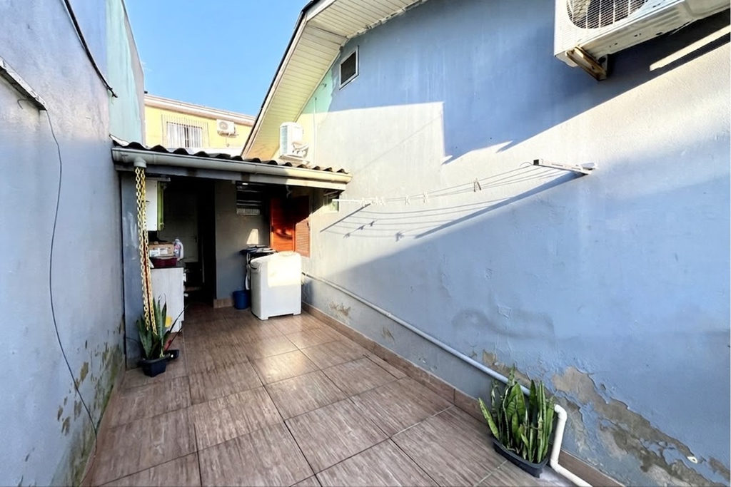Casa para venda no bairro Estância Velha em Canoas