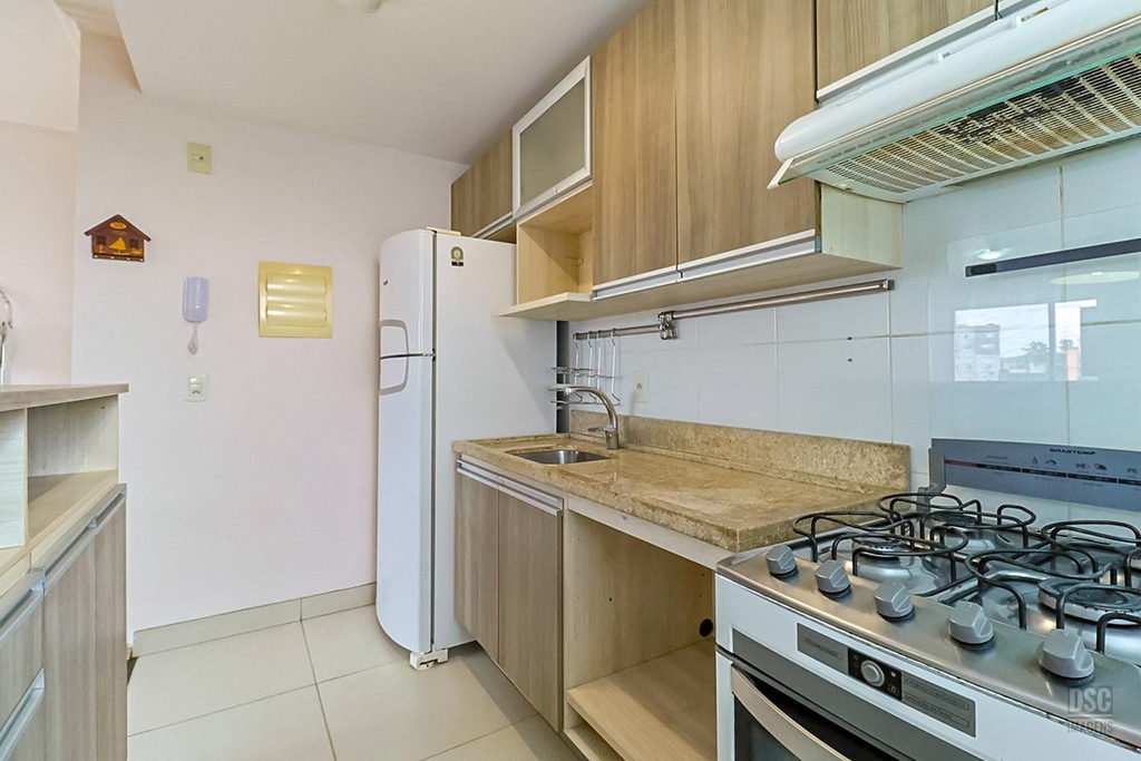 Apartamento para venda no bairro Vila Ipiranga em Porto Alegre