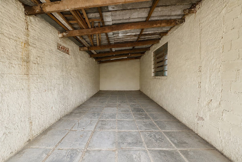 Casa para venda no bairro Guajuviras em Canoas