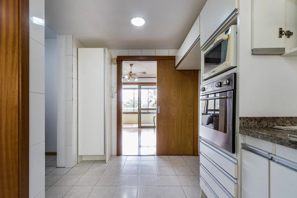 Apartamento para venda no bairro Menino Deus em Porto Alegre