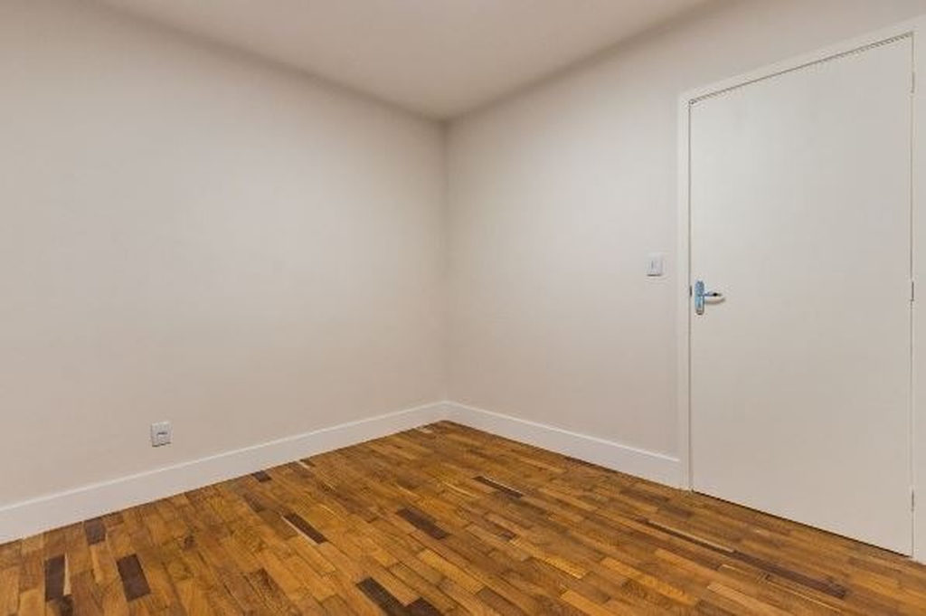 Apartamento para venda no bairro Floresta em Porto Alegre