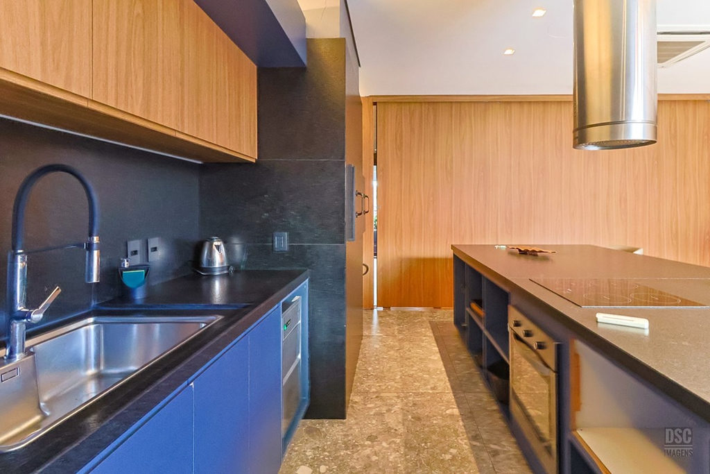 Apartamento para venda no bairro Moinhos de Vento em Porto Alegre