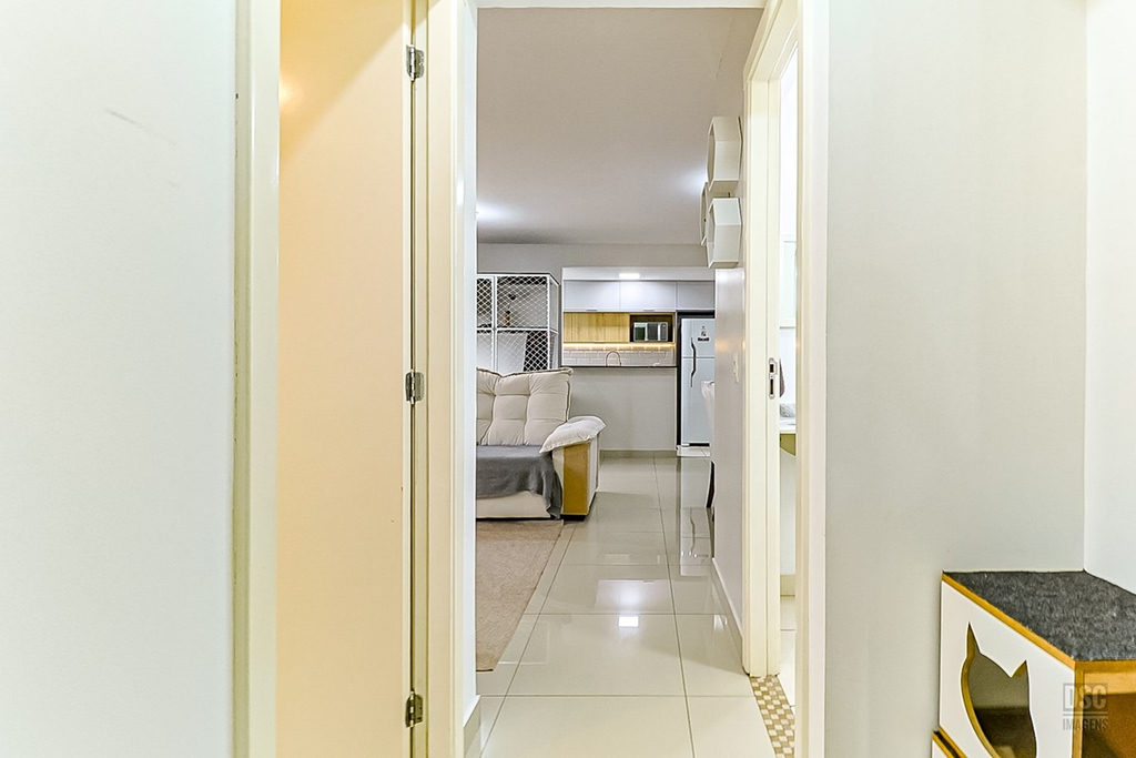 Apartamento para venda no bairro Vila Ipiranga em Porto Alegre