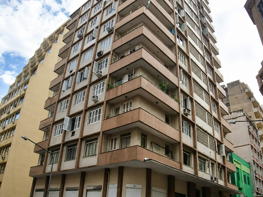 Apartamento para venda no bairro Centro Histórico em Porto Alegre
