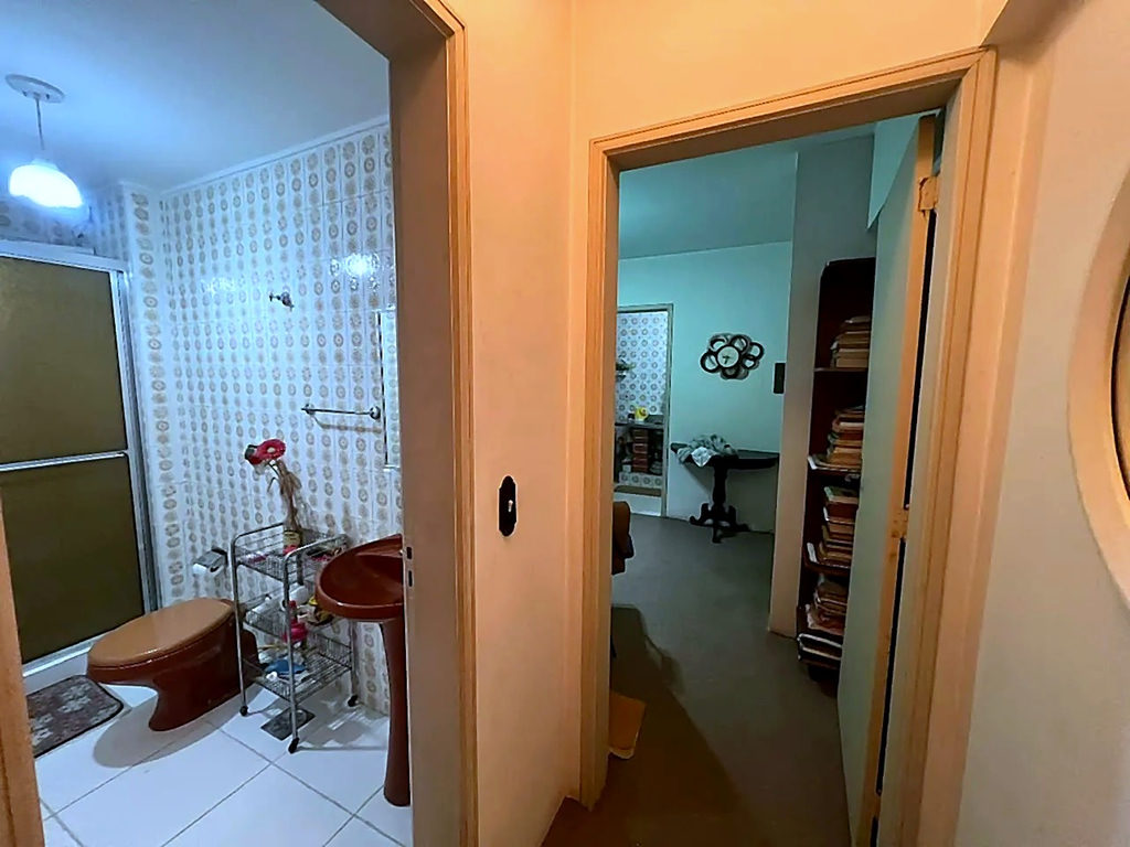 Apartamento para venda no bairro Santana em Porto Alegre