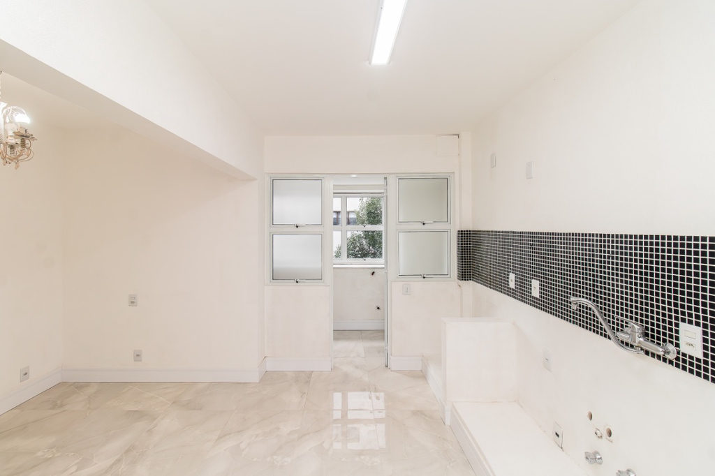 Apartamento para venda no bairro Bela Vista em Porto Alegre