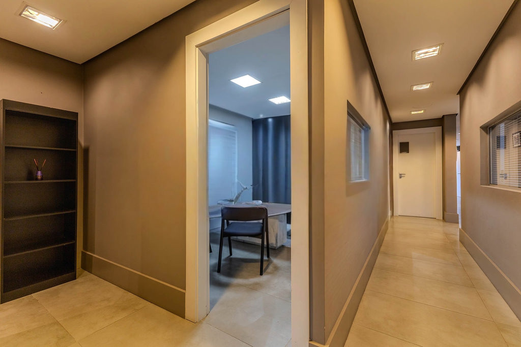 Edifício Comercial para venda no bairro Três Figueiras em Porto Alegre