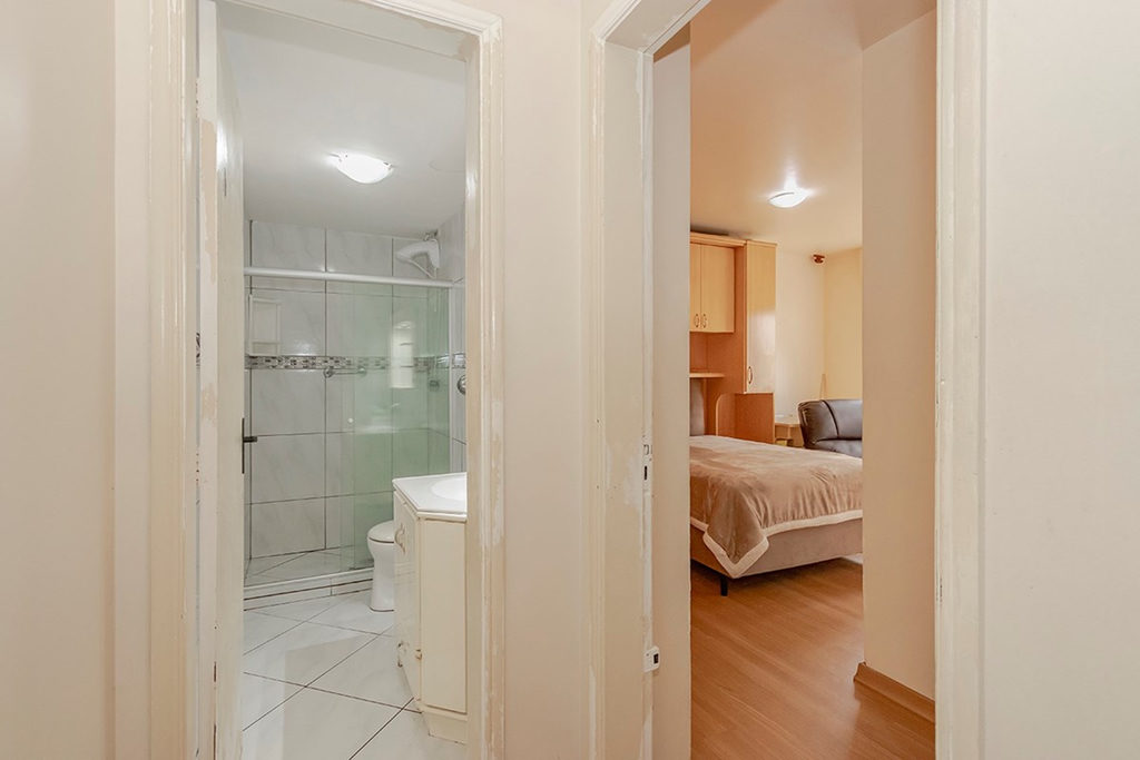 Apartamento para venda no bairro Vila Ipiranga em Porto Alegre