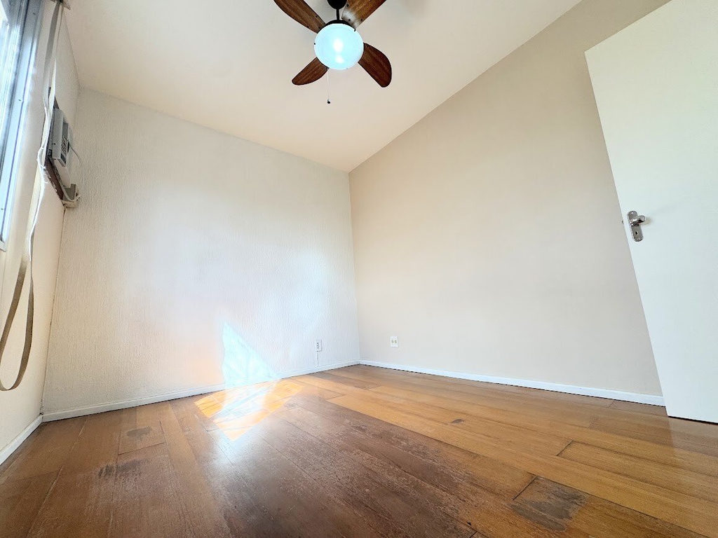 Apartamento para venda no bairro Teresópolis em Porto Alegre
