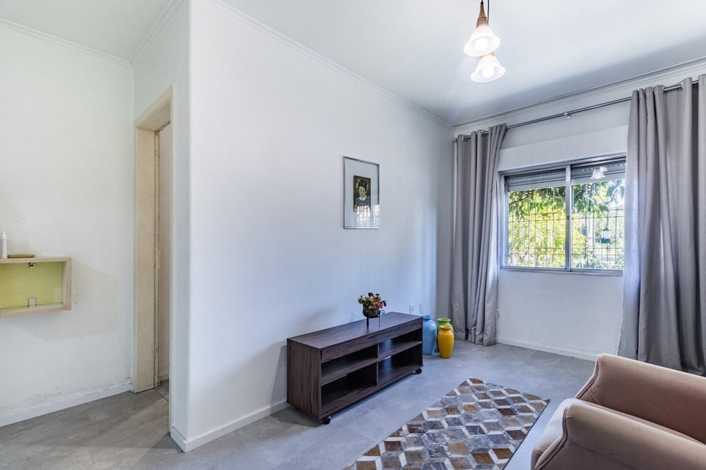 Apartamento para venda no bairro São Sebastião em Porto Alegre