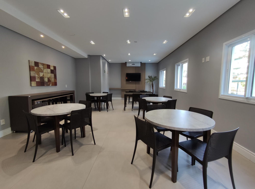 Apartamento para venda no bairro Santo Antônio em Porto Alegre