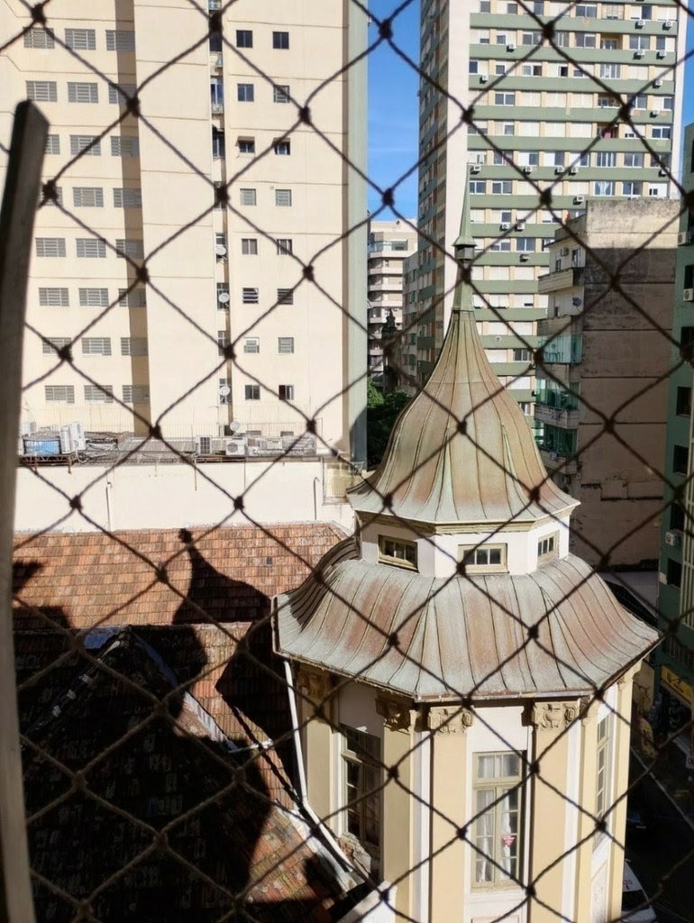 Apartamento para venda no bairro Centro Histórico em Porto Alegre