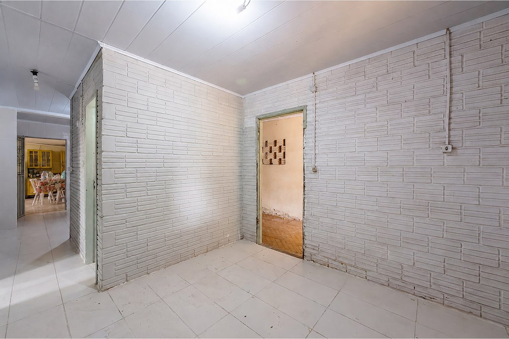 Casa para venda no bairro Guajuviras em Canoas