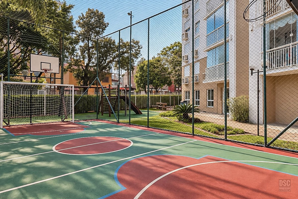 Apartamento para venda no bairro Vila Ipiranga em Porto Alegre