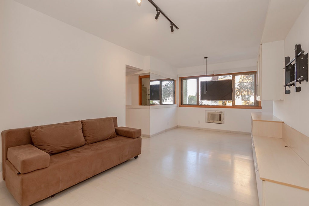 Apartamento para venda no bairro Santa Cecília em Porto Alegre