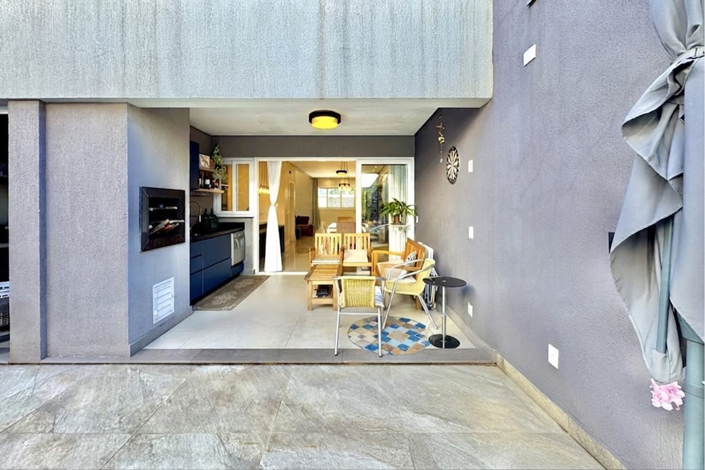 Casa para venda no bairro Estância Velha em Canoas