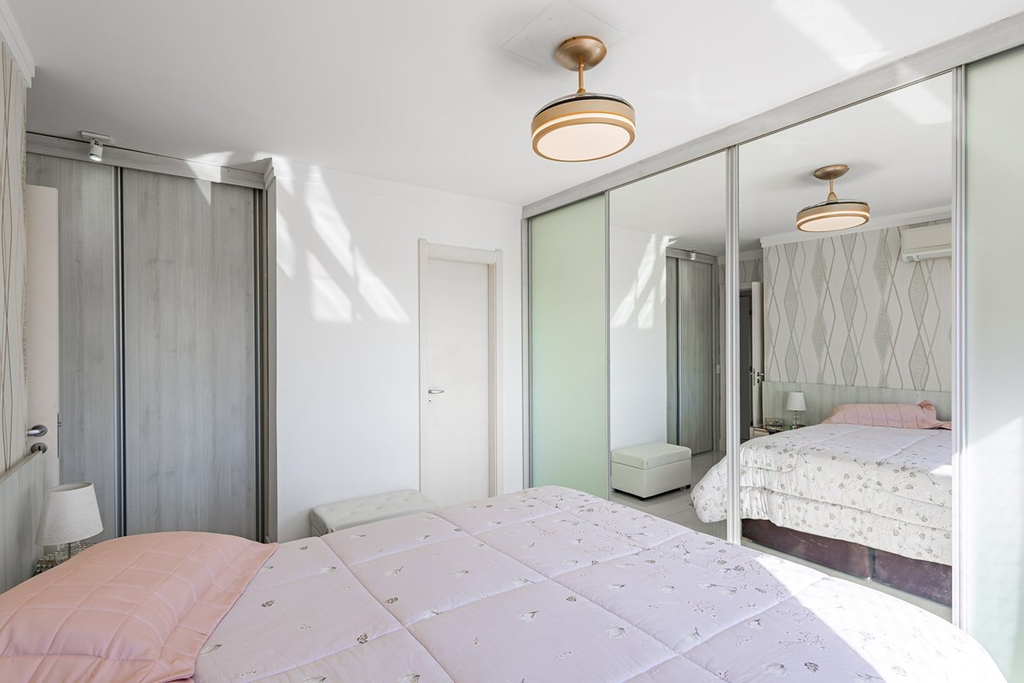 Apartamento para venda no bairro Jardim Lindóia em Porto Alegre