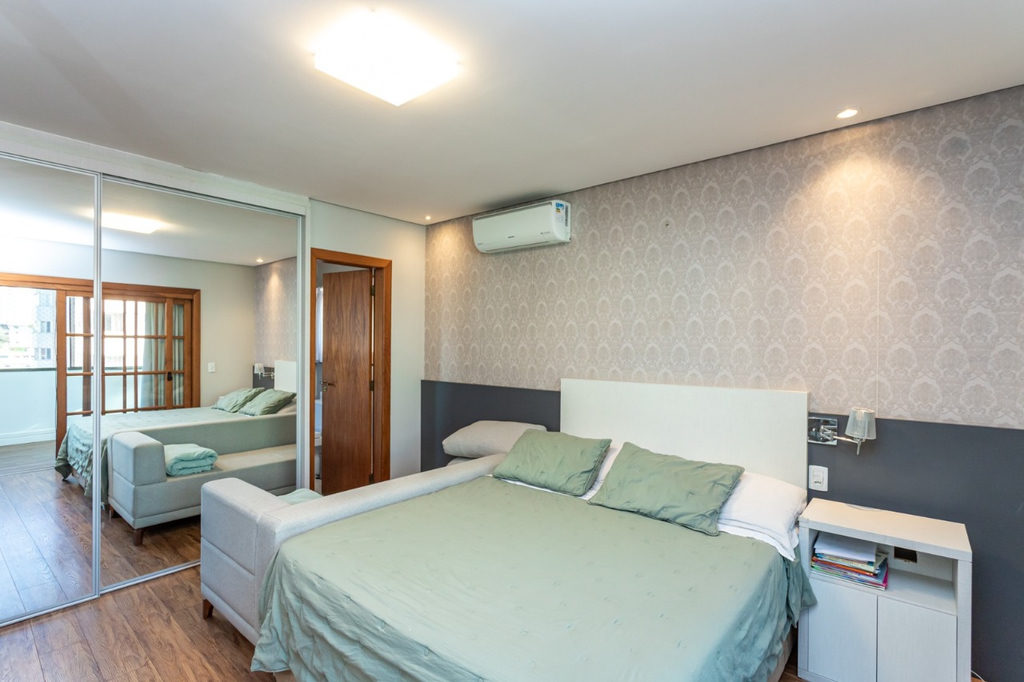 Cobertura Duplex para venda no bairro Mont Serrat em Porto Alegre