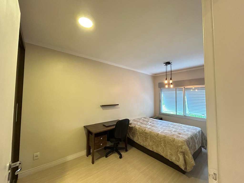 Apartamento para venda no bairro Azenha em Porto Alegre