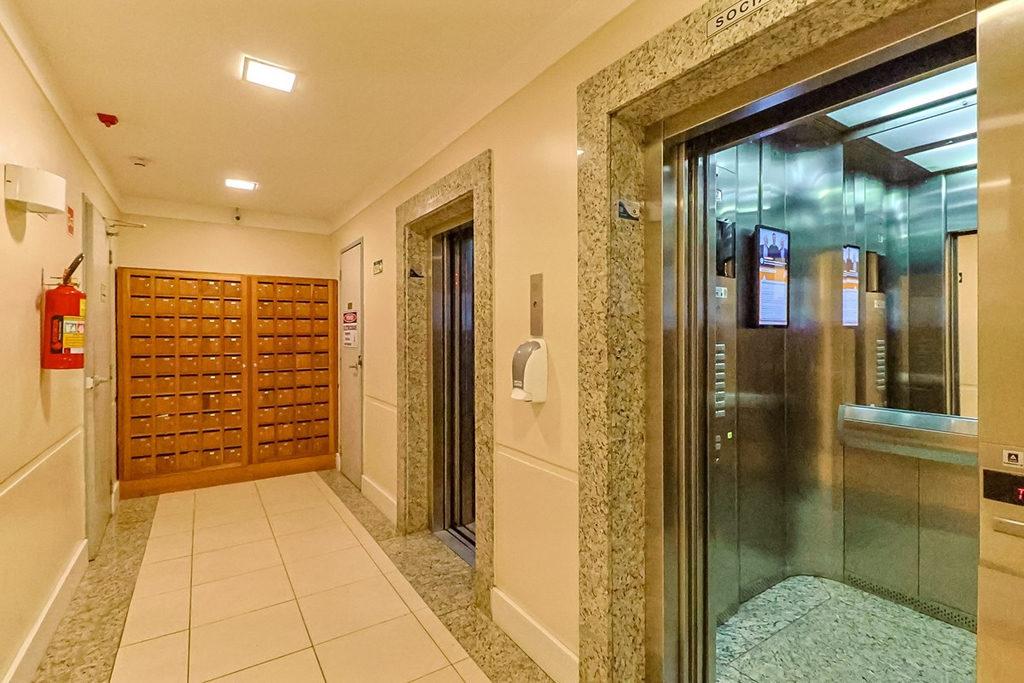 Apartamento para venda no bairro Passo da Areia em Porto Alegre