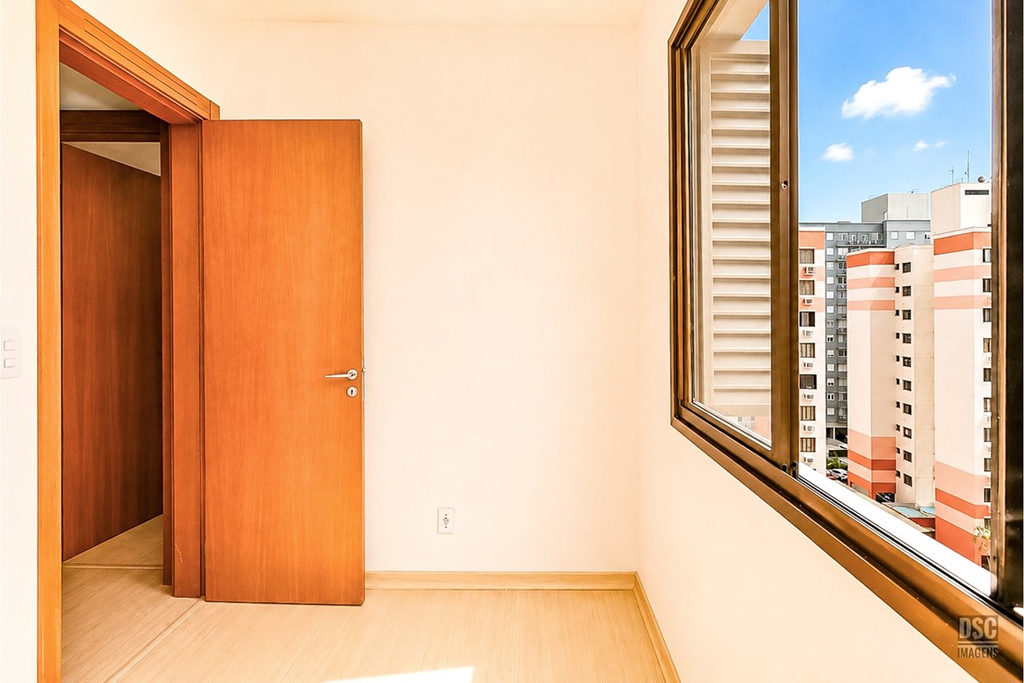 Apartamento para venda no bairro Cristo Redentor em Porto Alegre