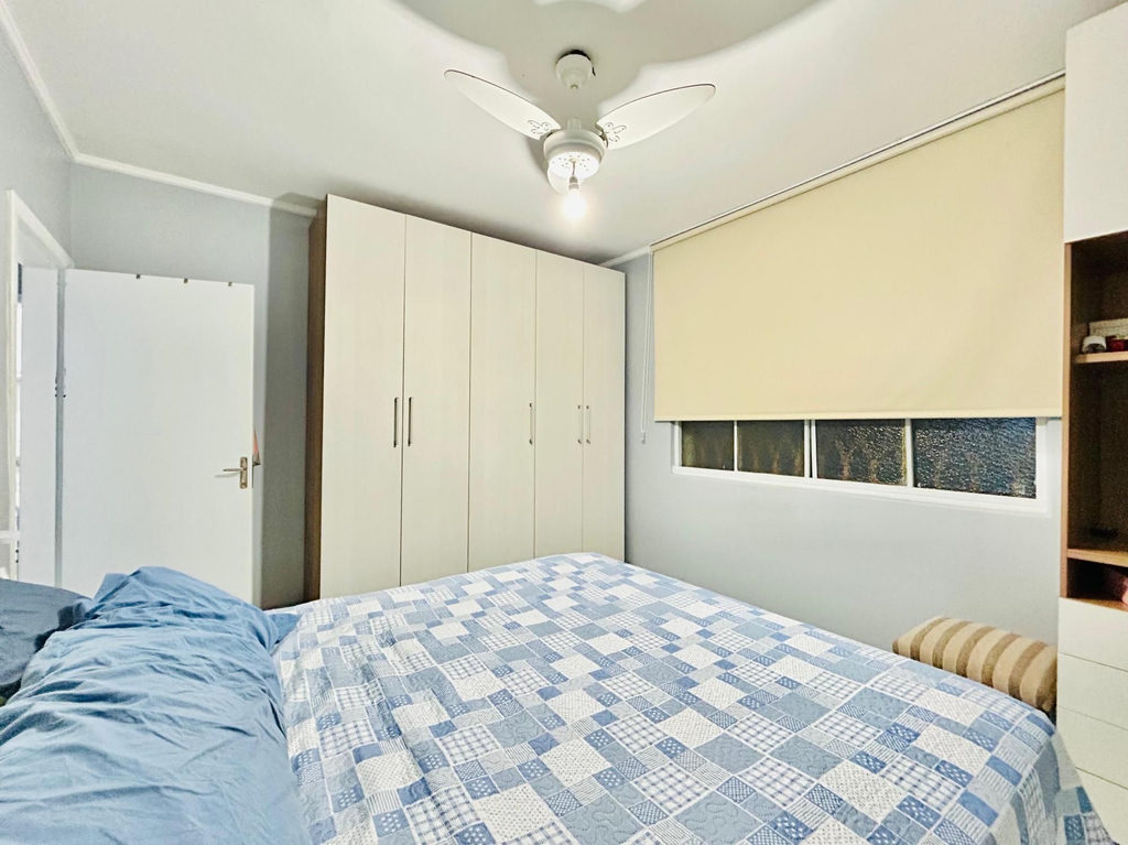 Apartamento para venda no bairro Medianeira em Porto Alegre