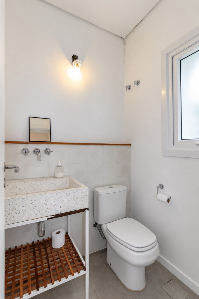 Casa para venda no bairro Três Figueiras em Porto Alegre