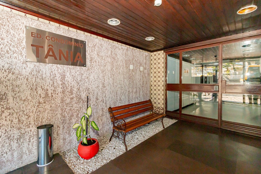 Apartamento para venda no bairro Três Figueiras em Porto Alegre