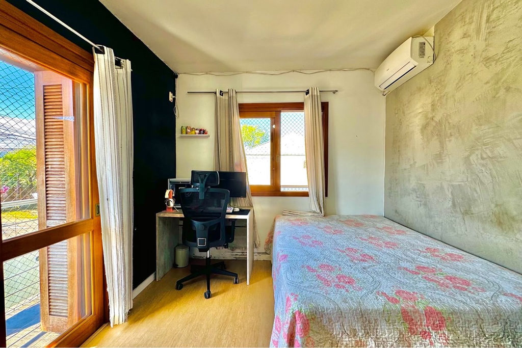 Casa para venda no bairro Nossa Senhora das Graças em Canoas
