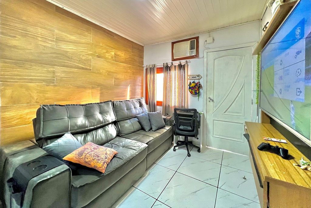 Casa para venda no bairro Estância Velha em Canoas