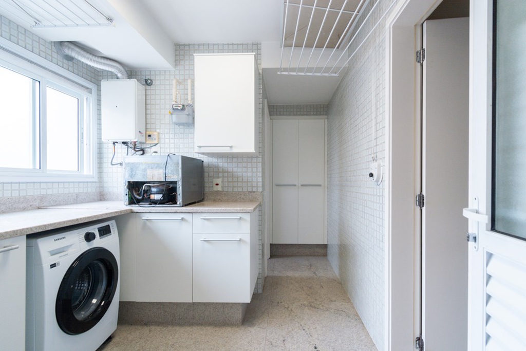 Apartamento de 3 quartos, 204m² no bairro Moema, em São Paulo | Eu Corretor