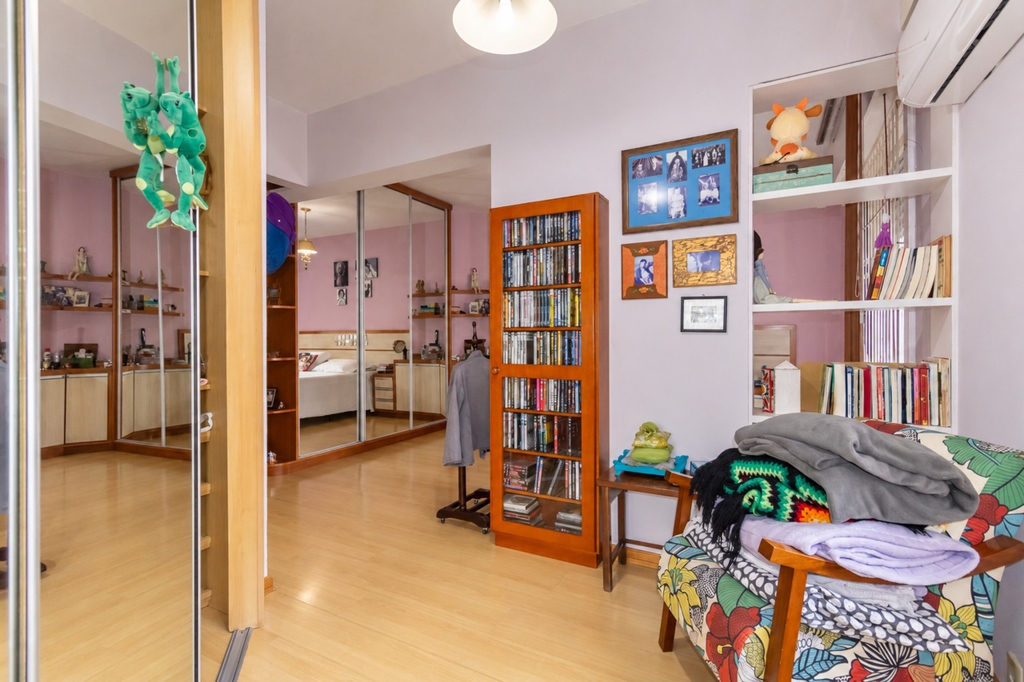 Apartamento para venda no bairro Centro Histórico em Porto Alegre