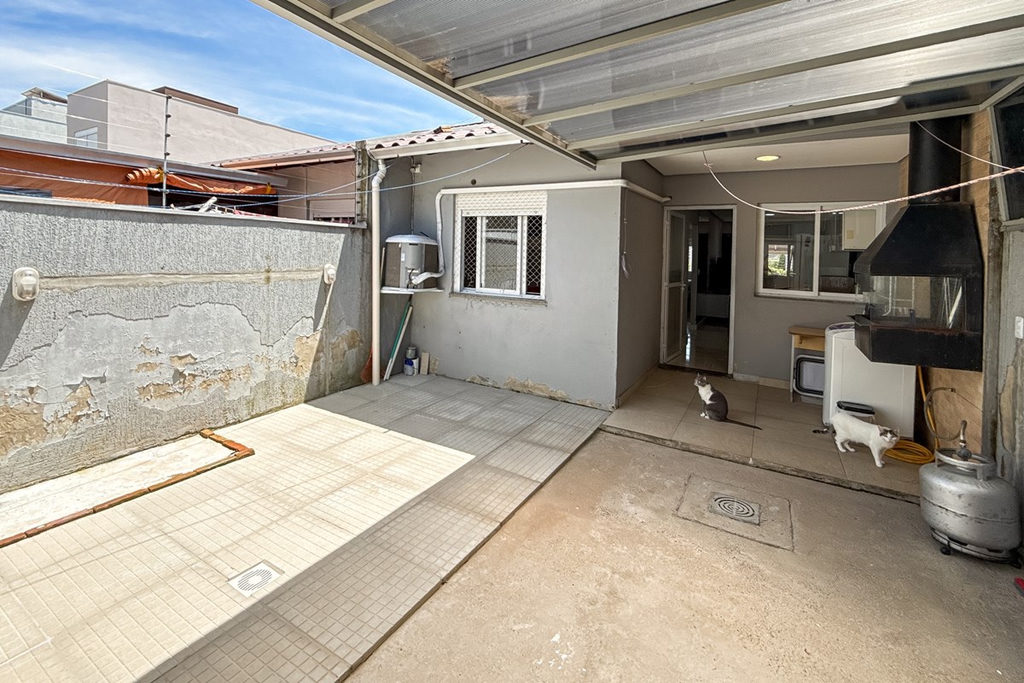 Casa para venda no bairro Igara em Canoas