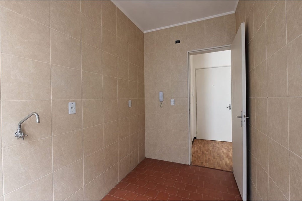 Apartamento para venda no bairro Vila Jardim em Porto Alegre