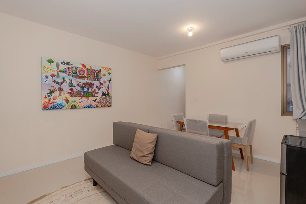 Apartamento para venda no bairro Chácara das Pedras em Porto Alegre