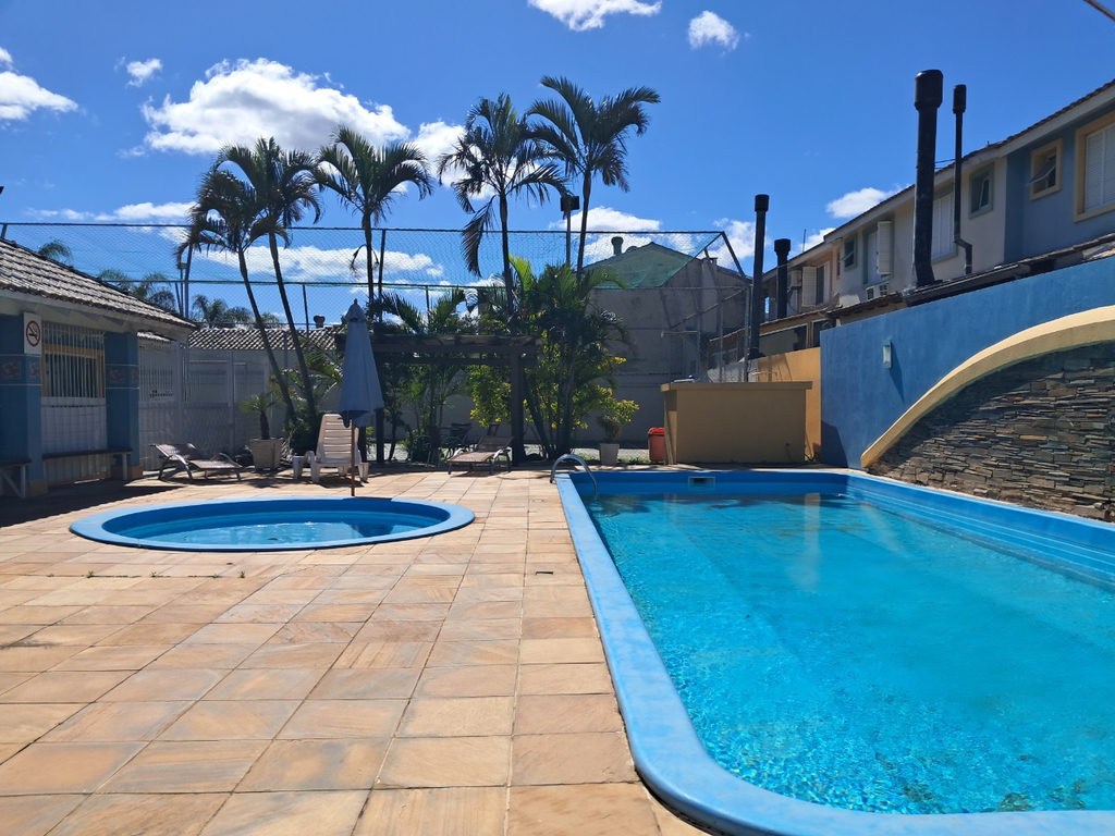 Casa em Condomínio para venda no bairro Humaitá em Porto Alegre