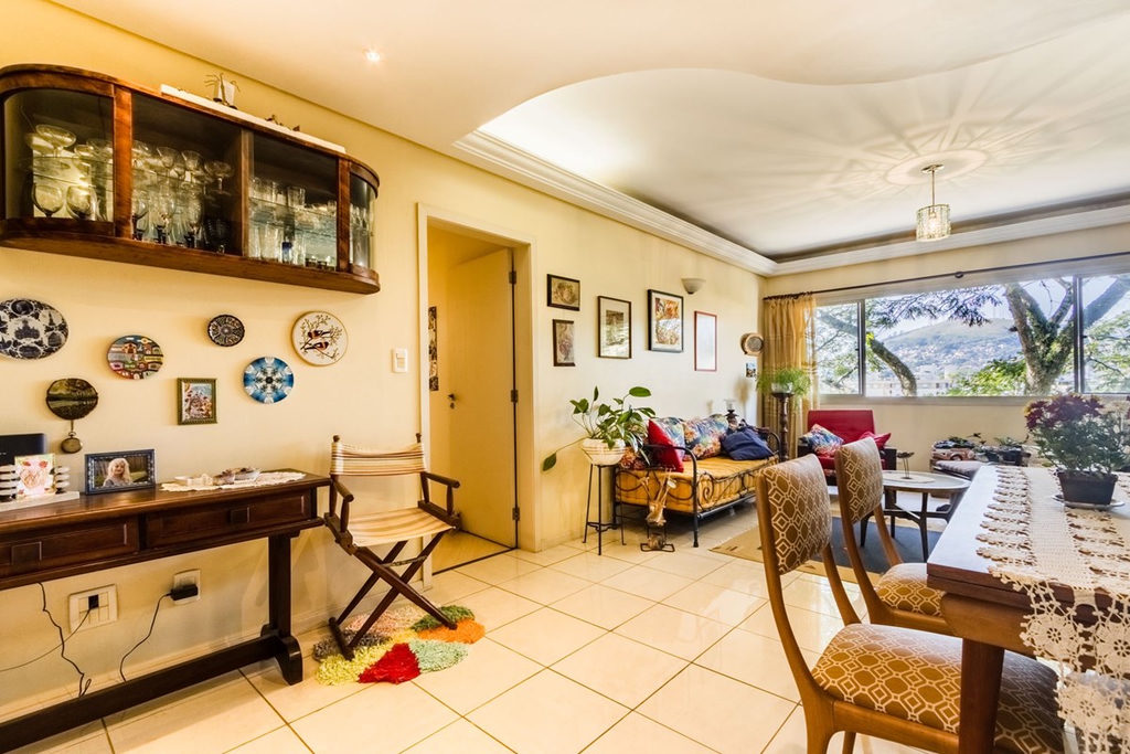 Apartamento para venda no bairro Teresópolis em Porto Alegre