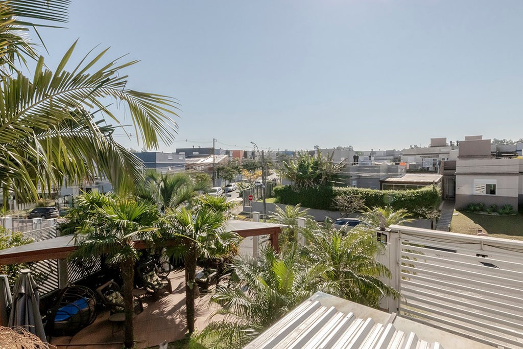 Casa em Condomínio para venda no bairro Lomba do Pinheiro em Porto Alegre