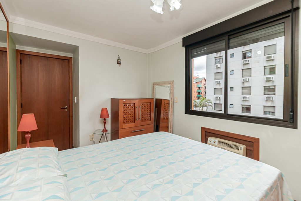 Apartamento para venda no bairro Jardim Lindóia em Porto Alegre