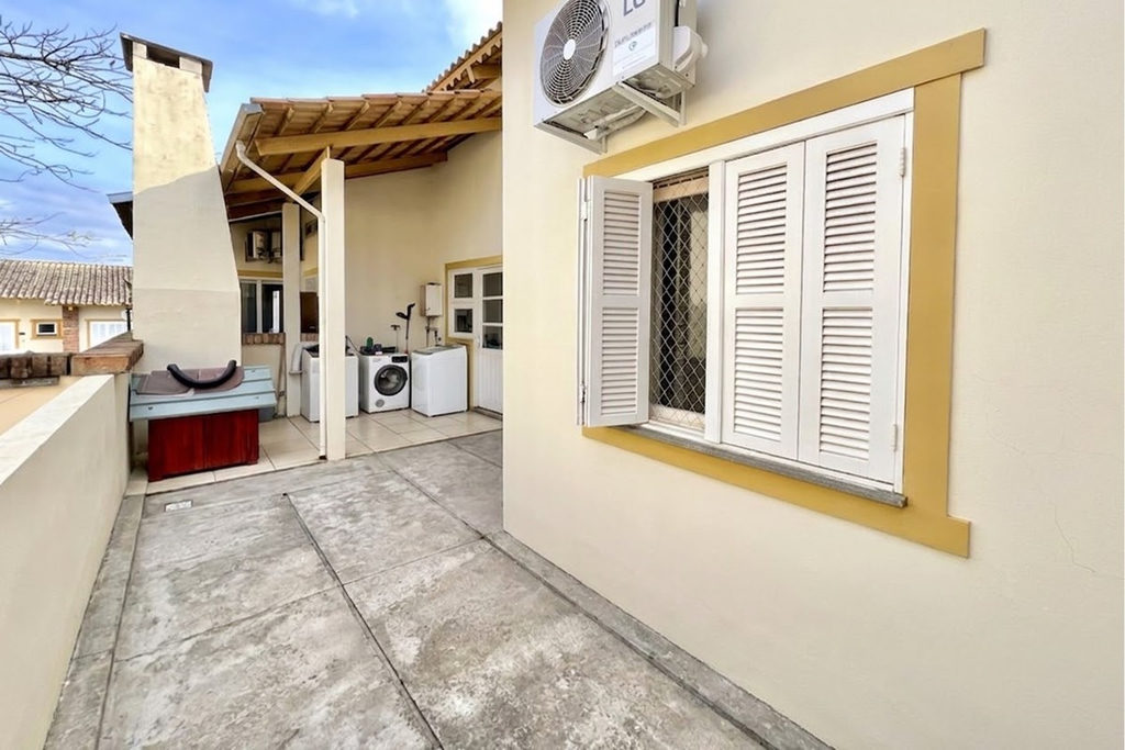 Casa em Condomínio para venda no bairro Olaria em Canoas