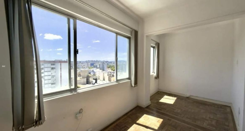 Apartamento para venda no bairro Centro Histórico em Porto Alegre