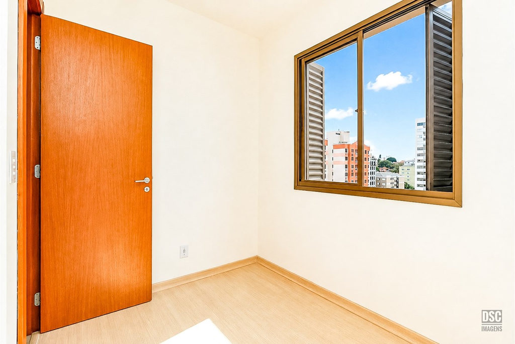 Apartamento para venda no bairro Cristo Redentor em Porto Alegre