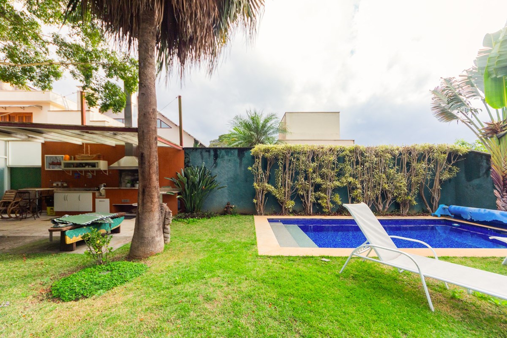 Casa de 4 quartos, 280m² no bairro Interlagos, em São Paulo | Eu Corretor