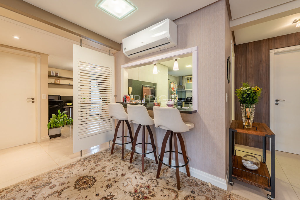 Apartamento para venda no bairro Mont Serrat em Porto Alegre