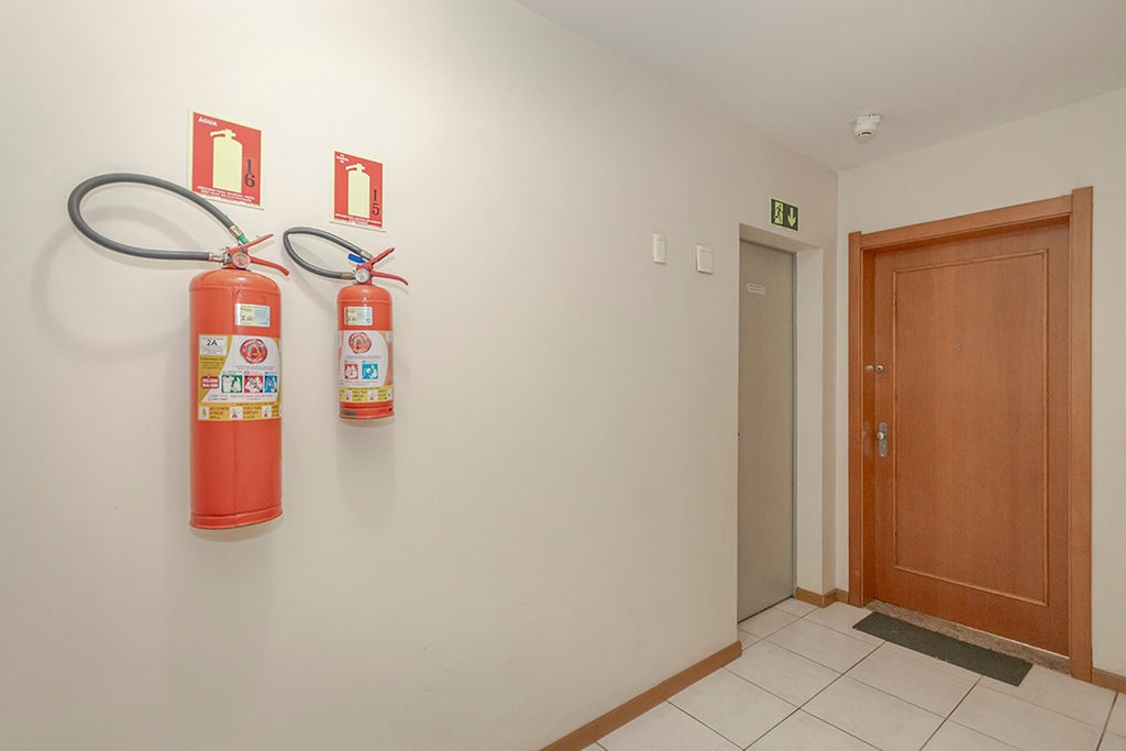 Apartamento para venda no bairro Santa Cecília em Porto Alegre