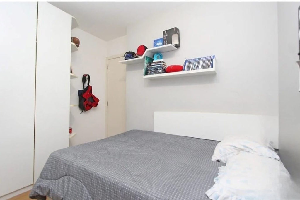 Apartamento para venda no bairro Vila Ipiranga em Porto Alegre