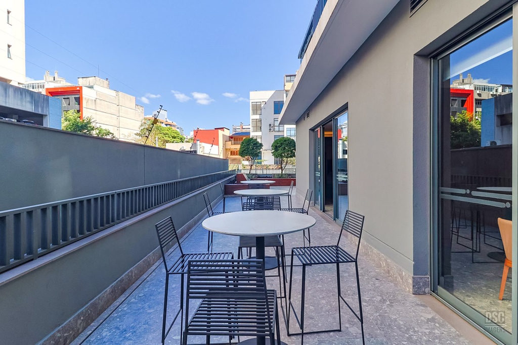 Apartamento para venda no bairro Moinhos de Vento em Porto Alegre
