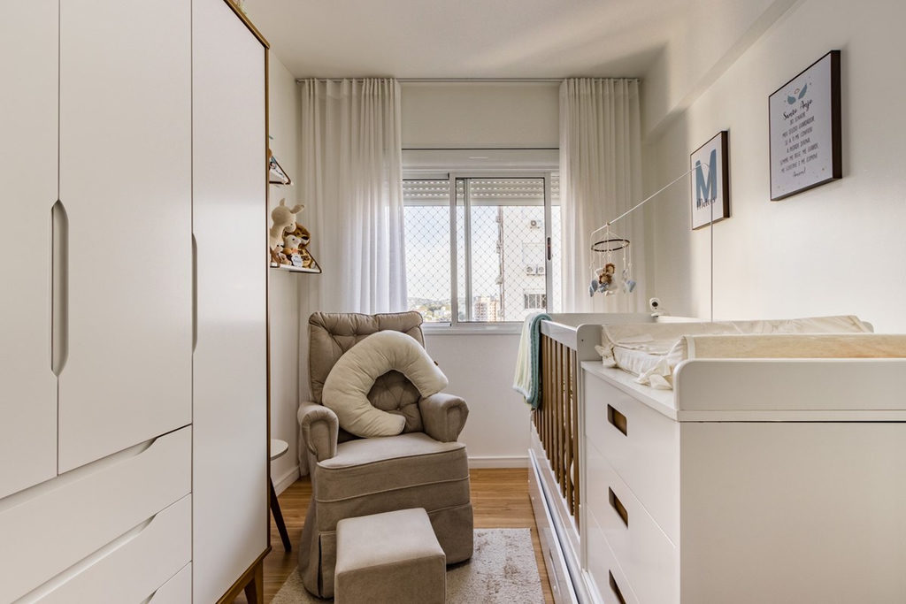 Apartamento para venda no bairro Vila Ipiranga em Porto Alegre