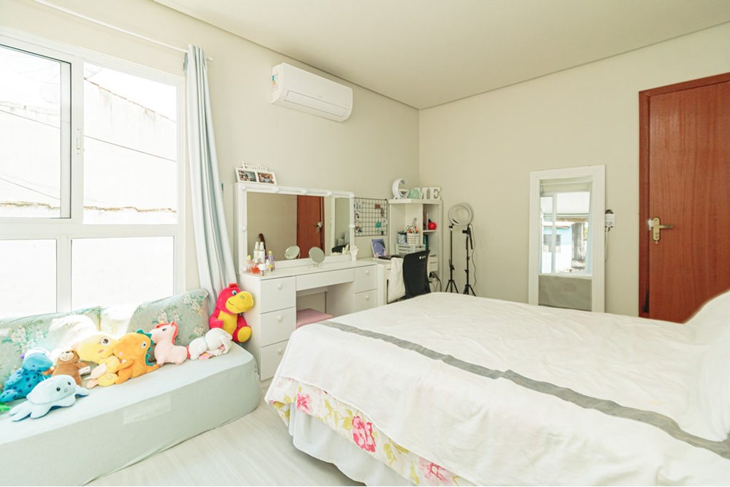 Casa para venda no bairro Menino Deus em Porto Alegre